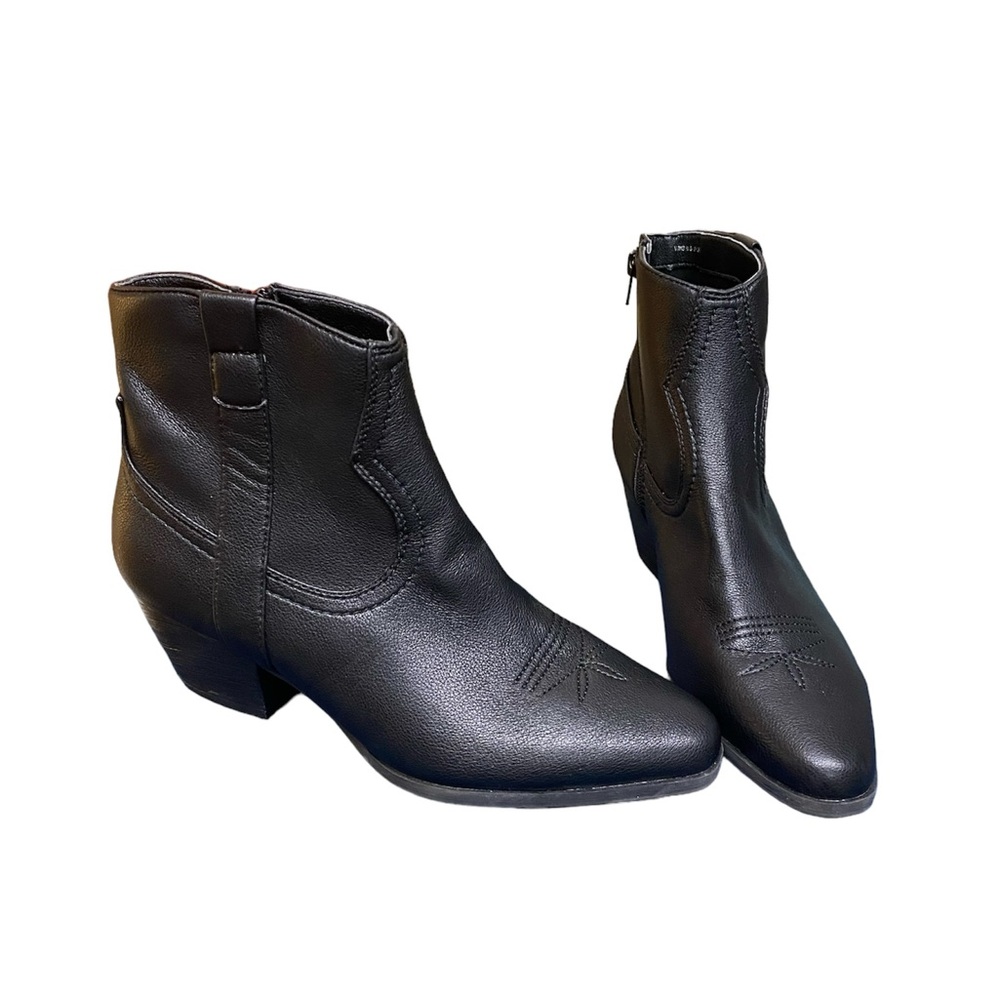 Dolce Vita Pueblo Short Western Boots Black